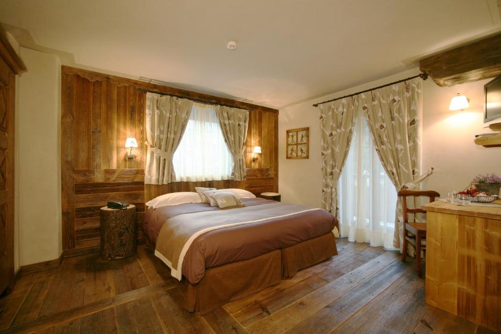 Hotel Letterario Locanda Collomb La Thuile Cameră foto