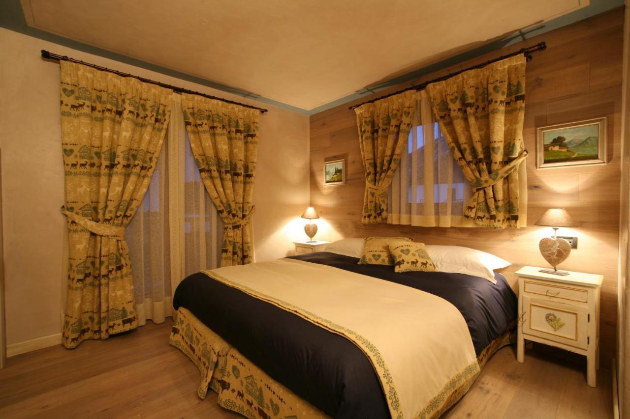 Hotel Letterario Locanda Collomb La Thuile Cameră foto